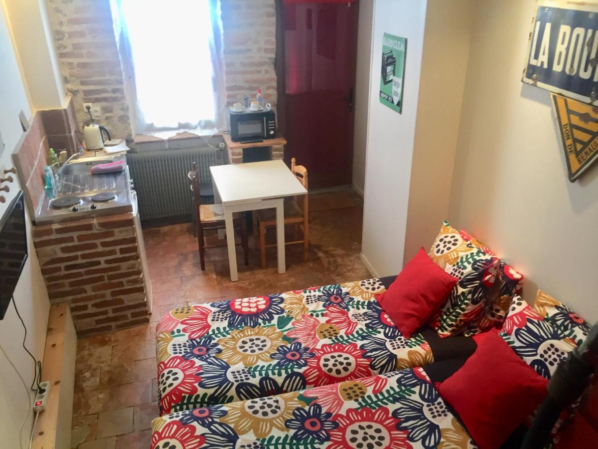 Les Maitres Sonneurs Bed & Breakfast Huriel Exterior foto