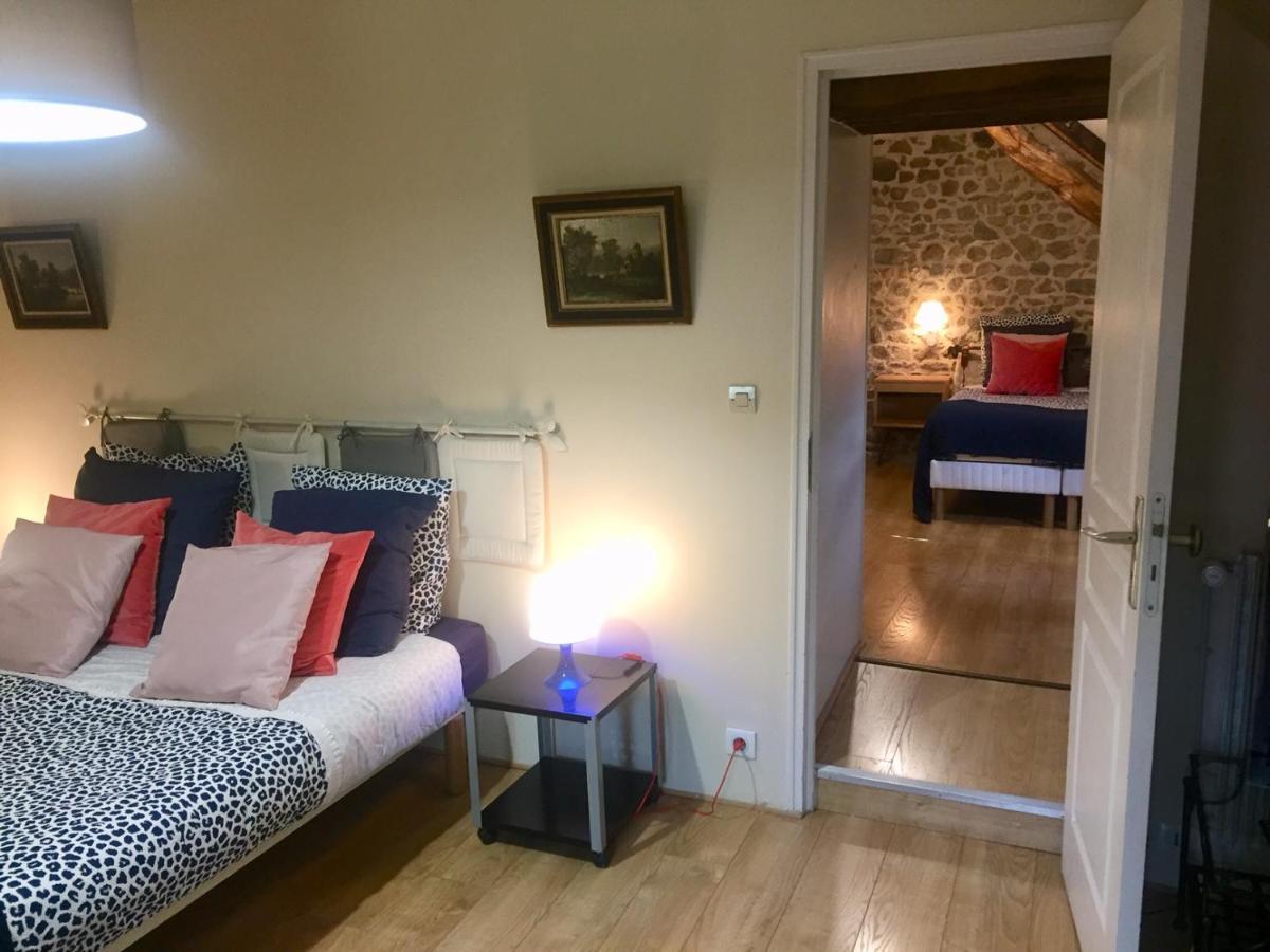 Les Maitres Sonneurs Bed & Breakfast Huriel Exterior foto