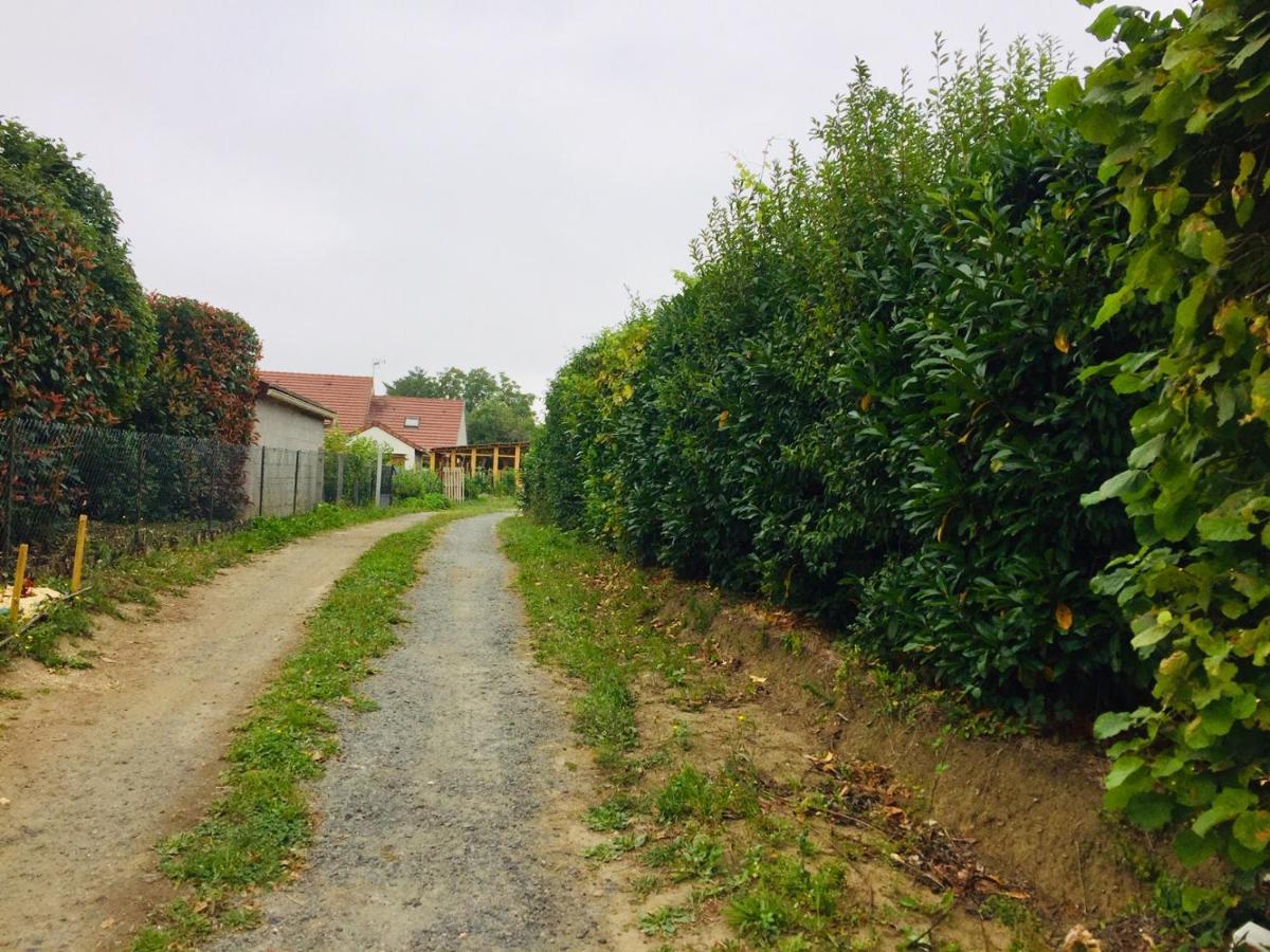 Les Maitres Sonneurs Bed & Breakfast Huriel Exterior foto